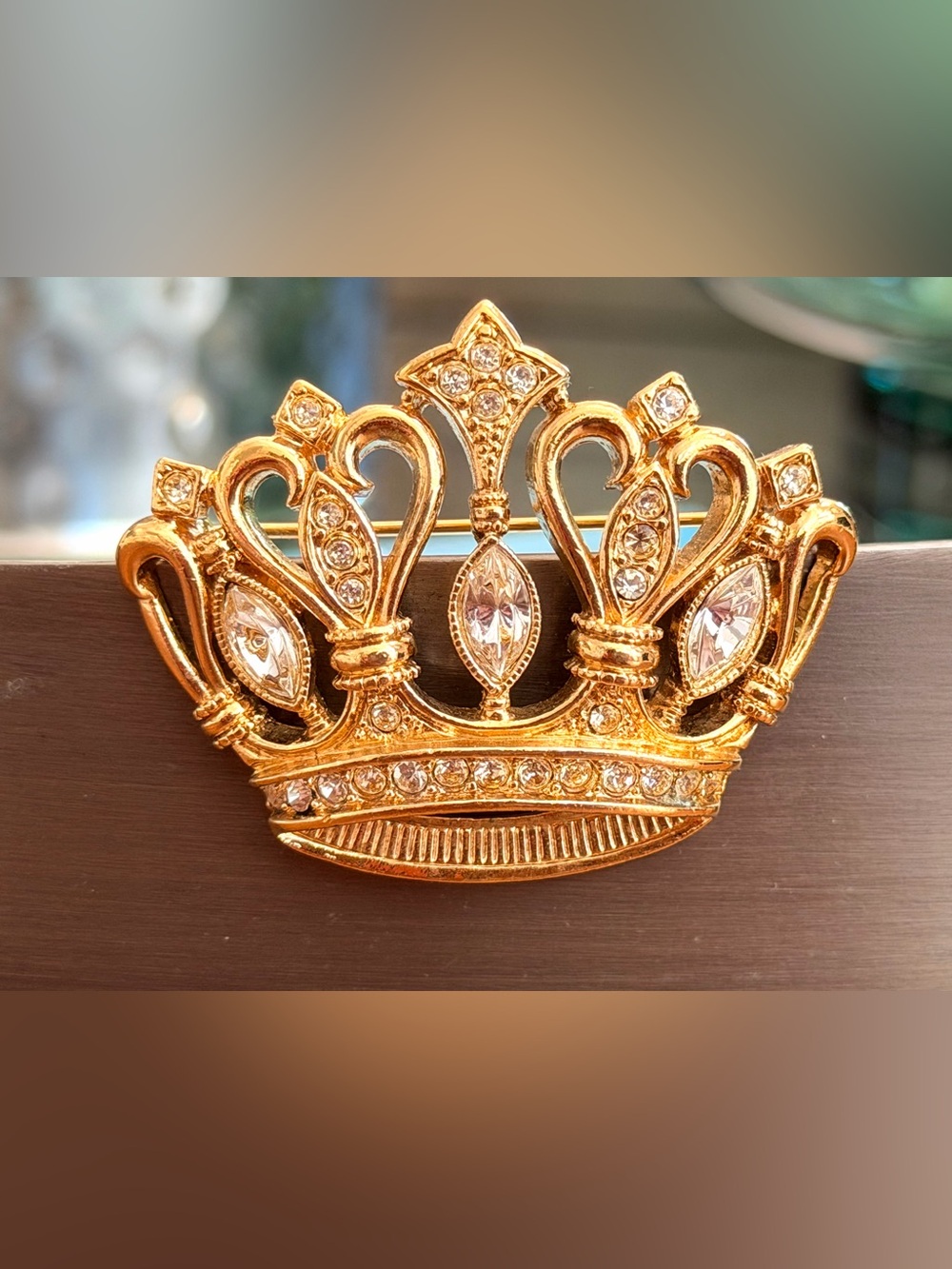 Vintage Kenneth J Lane for Avon Rhinestone Crown Brooch Gold Tone Pin